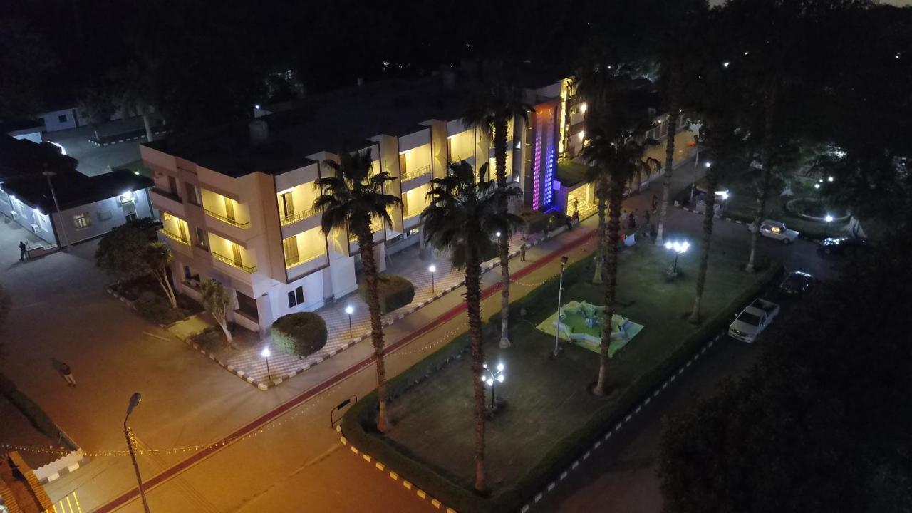 Jewel Assiut Hotel Kültér fotó